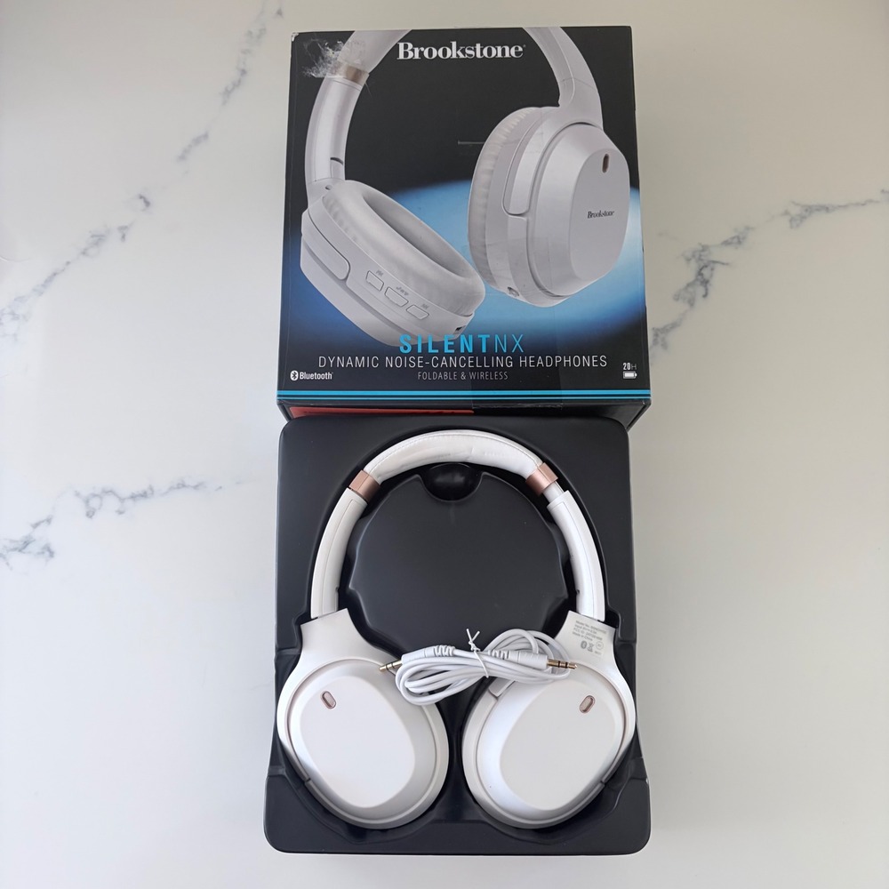 Brookstone SilentNX White Wireless Active Noise Cancelling Headphones working